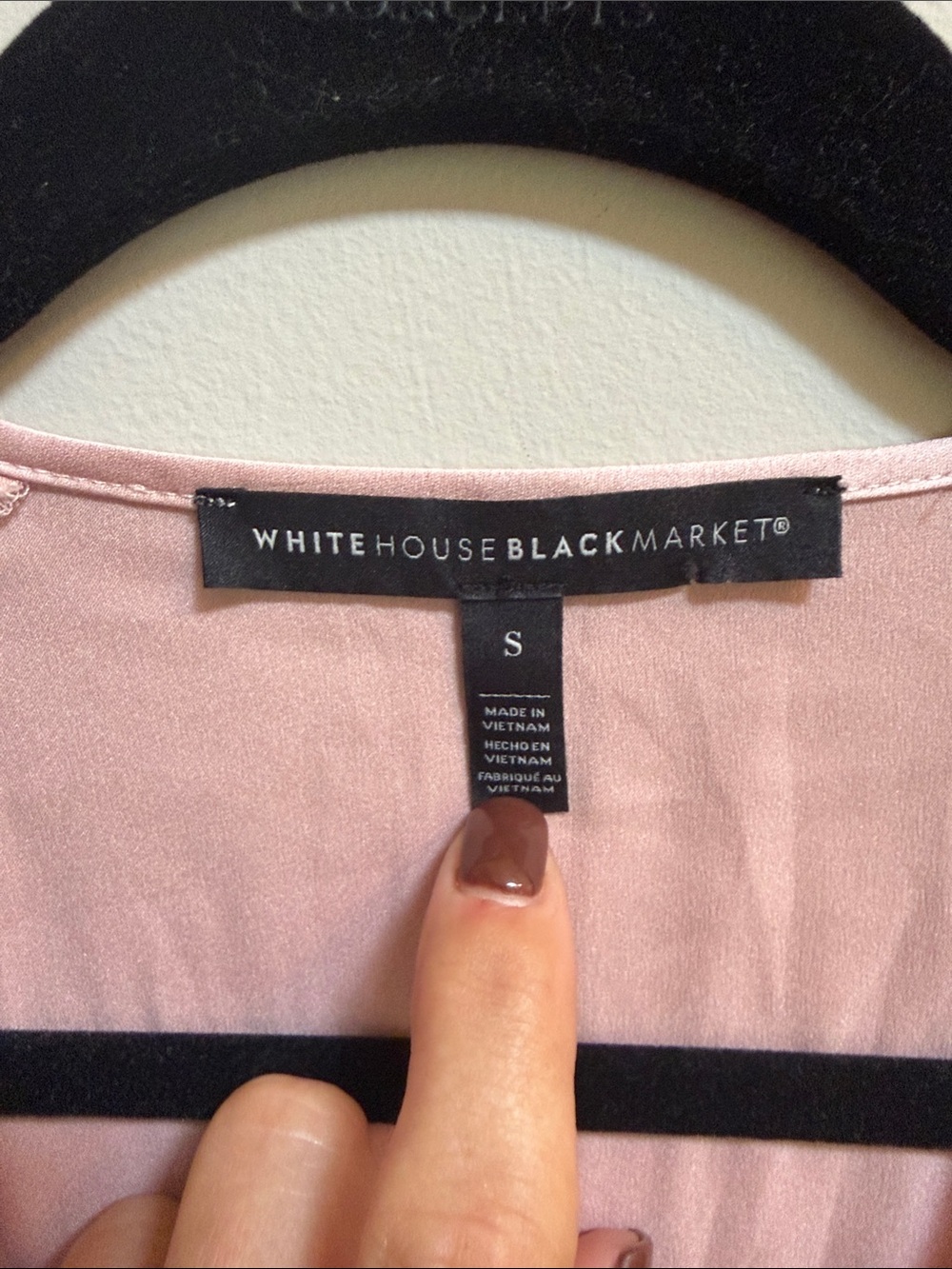 White House Black Market Blush Pink V-Neck Flutter Sleeve Blouse - Picture 2 of 4